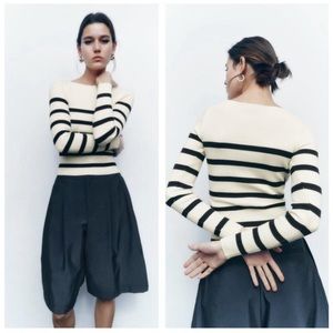 Zara fitted knit striped sweater Small